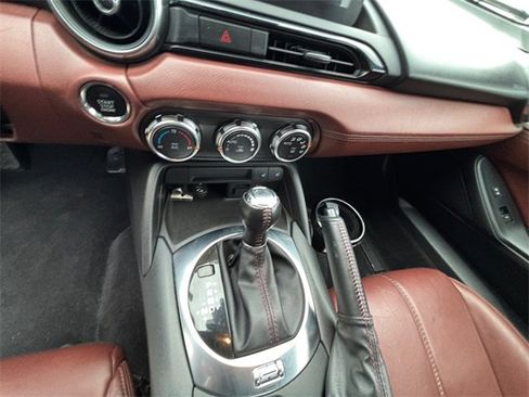 Used 2019 MAZDA MX-5 Miata Grand Touring image 11