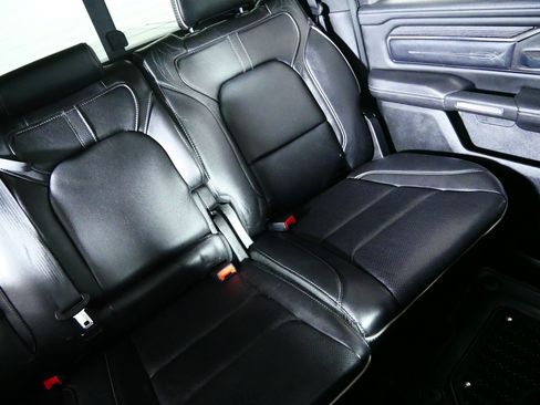 Used 2019 RAM 1500 Limited AWD/4WD image 14