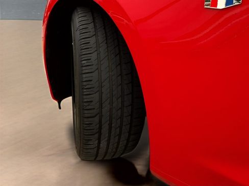 Used 2020 Chevrolet Camaro LT w/ RS Package image 8