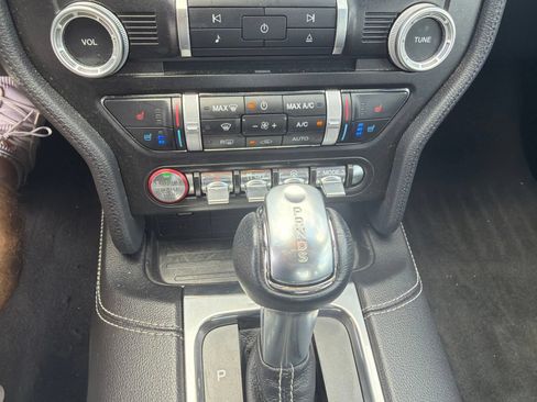 Used 2020 Ford Mustang GT Premium w/ Equipment Group 401A RWD image 16