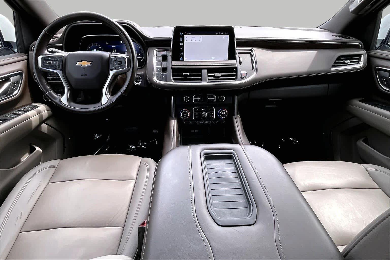 Used 2022 Chevrolet Tahoe LT w/ LT Signature Plus Package RWD image 15