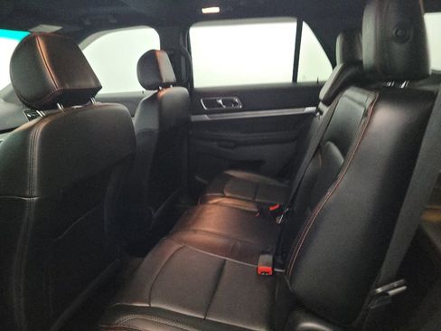 Used 2016 Ford Explorer Sport AWD/4WD image 18