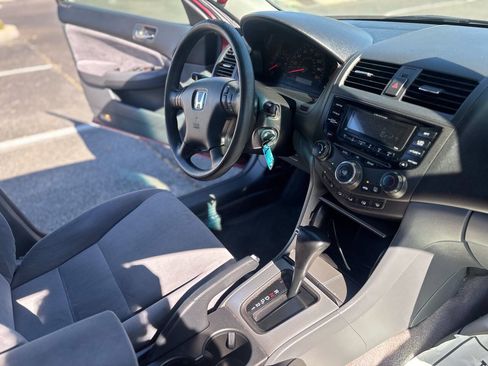 Used 2004 Honda Accord EX image 32