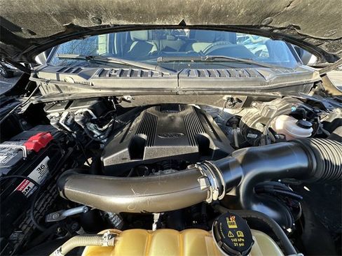 Certified 2020 Ford F150 XLT image 30