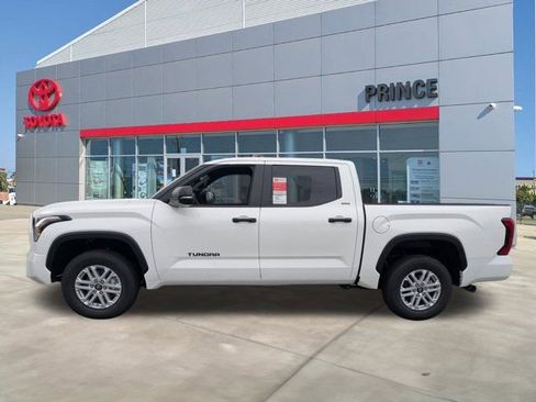 New 2026 Toyota Tundra SR5 AWD/4WD image 7