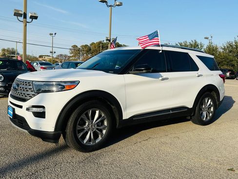 Used 2020 Ford Explorer Limited image 29