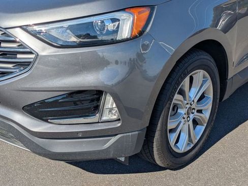 Used 2023 Ford Edge Titanium image 9