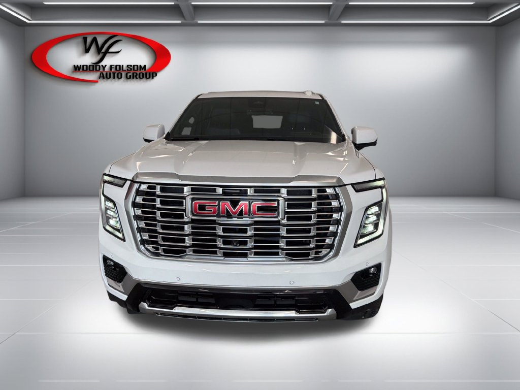 Used 2025 GMC Yukon Denali RWD image 2