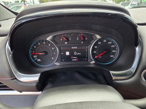 Used 2023 Chevrolet Traverse RS FWD image 34
