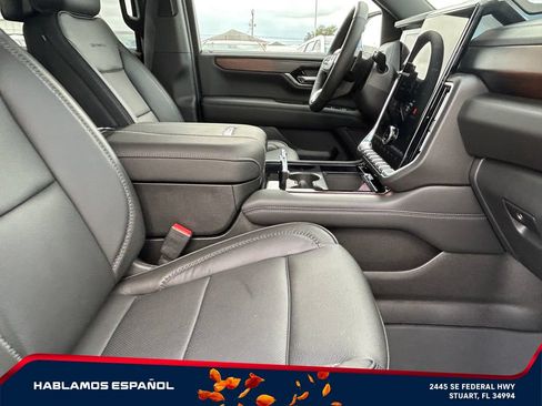New 2026 GMC Yukon XL Denali w/ Denali Reserve Package AWD/4WD image 21