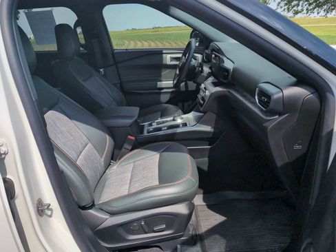 Used 2023 Ford Explorer Timberline w/ Timberline Technology Package AWD/4WD image 30
