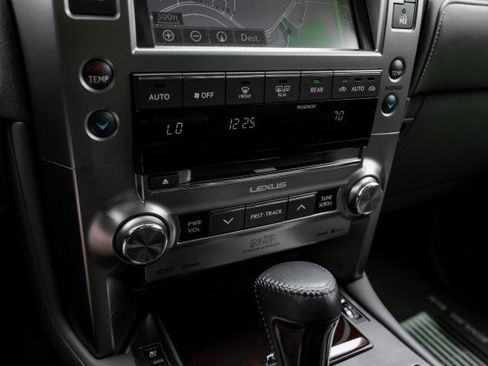 Used 2015 Lexus GX 460 Luxury AWD/4WD image 31