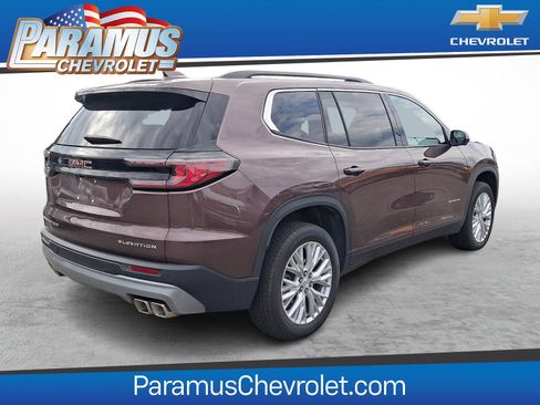 Used 2026 GMC Acadia Elevation w/ Elevation Premium Package AWD/4WD image 6