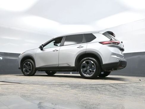 Used 2024 Nissan Rogue SV image 48