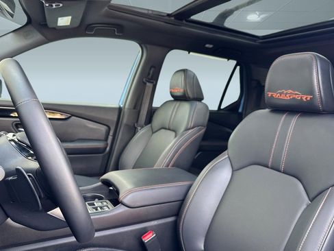 Used 2025 Honda Pilot TrailSport image 21