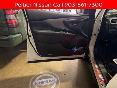 Certified 2024 Nissan Murano SL FWD image 2