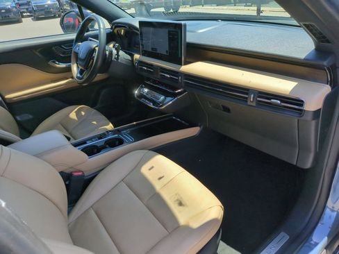 Used 2023 Lincoln Corsair Reserve w/ Equipment Group 201A AWD/4WD image 12