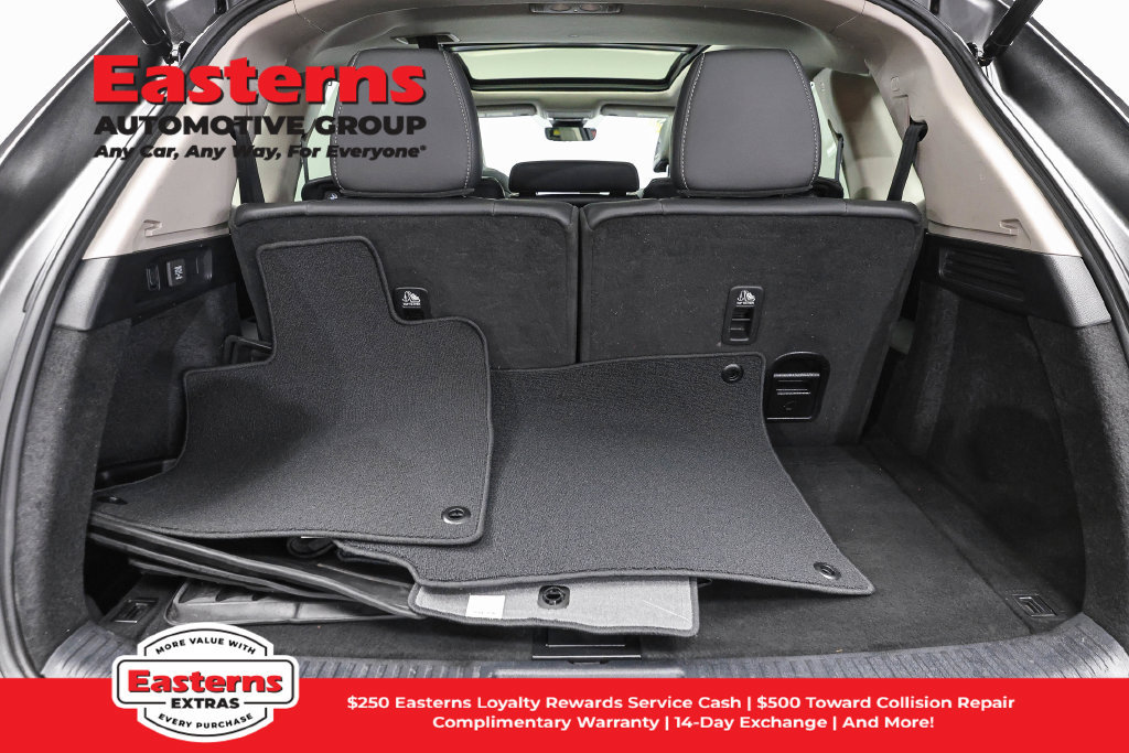 Used 2024 Acura MDX w/ Technology Package AWD/4WD image 10