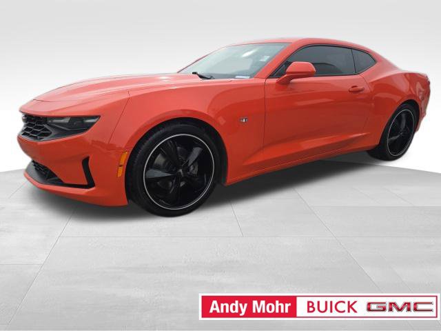 Used 2019 Chevrolet Camaro LT RWD image 9
