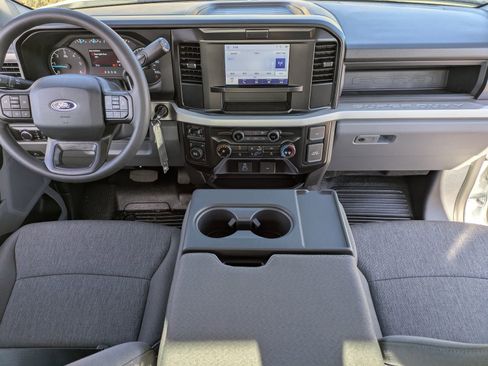 New 2026 Ford F550 4x4 Supercab Super Duty image 47