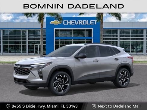 New 2026 Chevrolet Trax RS w/ Sunroof Package image 3