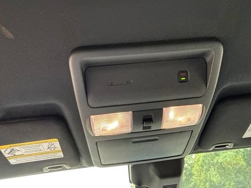 Used 2024 Nissan Frontier PRO-4X w/ Technology Package AWD/4WD image 22