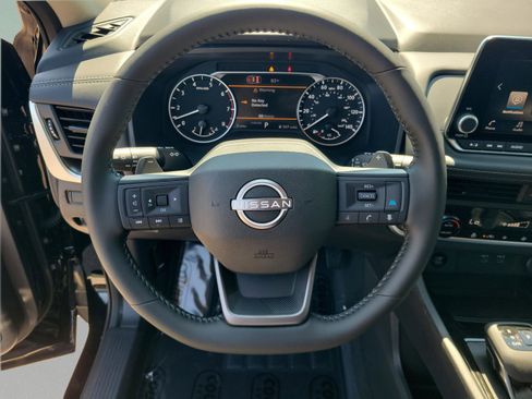 New 2026 Nissan Rogue SV w/ Cold Weather Package FWD image 24