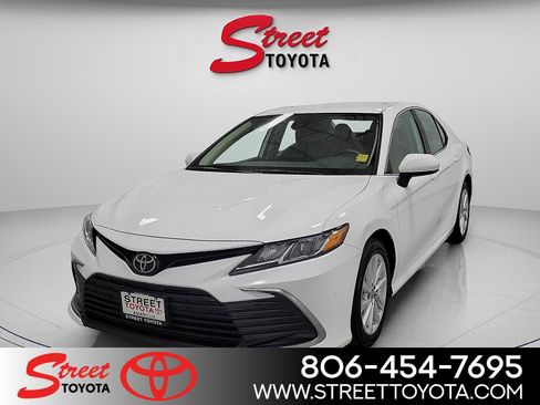 Certified 2024 Toyota Camry LE image 1