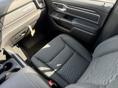 Used 2025 RAM 1500 Lone Star image 27