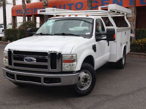 Used 2008 Ford F350 XLT image 4