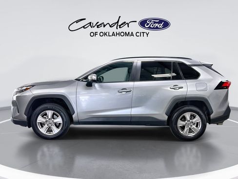 Used 2023 Toyota RAV4 XLE AWD/4WD image 5