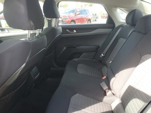 Used 2025 Kia K5 LXS image 12