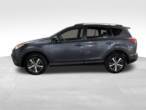 Used 2016 Toyota RAV4 XLE image 2