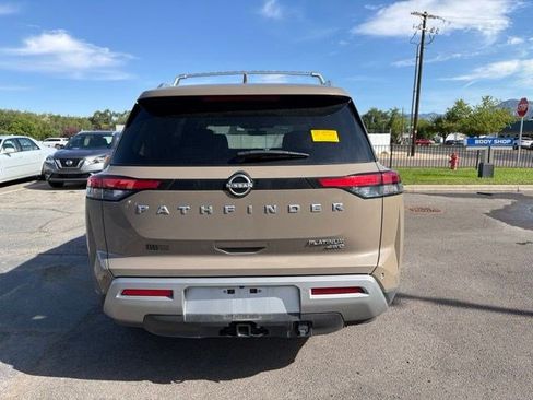 Used 2023 Nissan Pathfinder Platinum AWD/4WD image 5