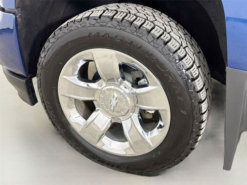 Used 2017 Chevrolet Silverado 1500 LTZ Z71 w/ LTZ Plus Package AWD/4WD image 33