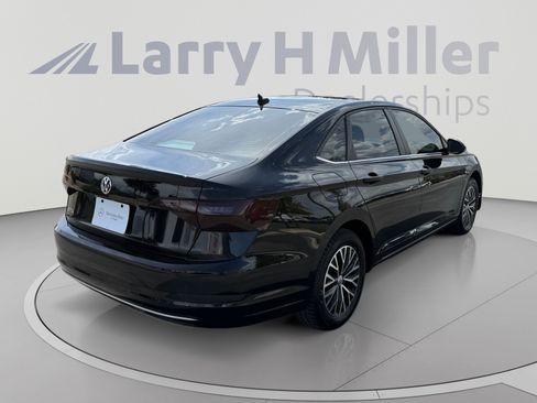 Used 2021 Volkswagen Jetta FWD image 5