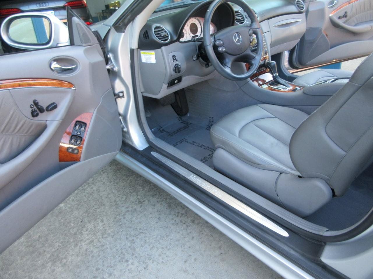 Used 2006 Mercedes-Benz CLK 500 Cabriolet image 5