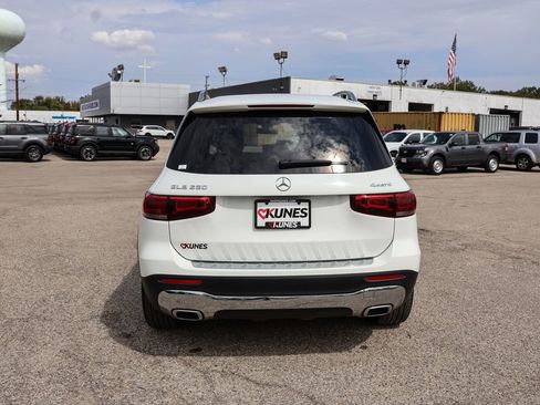 Used 2023 Mercedes-Benz GLB 250 GLB 250 image 7