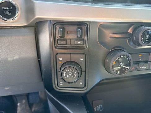 Used 2023 Ford F250 XLT w/ Tremor Off-Road Package AWD/4WD image 6