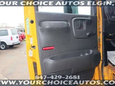 Used 2006 Chevrolet Kodiak C4500 2WD Regular Cab image 36