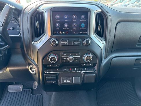Used 2022 Chevrolet Silverado 2500 LT w/ Midnight Edition AWD/4WD image 12