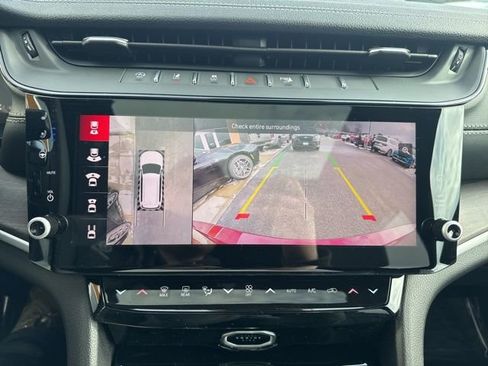 New 2026 Jeep Grand Cherokee L Limited image 21