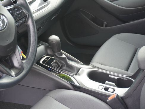 Used 2024 Toyota Corolla LE image 18