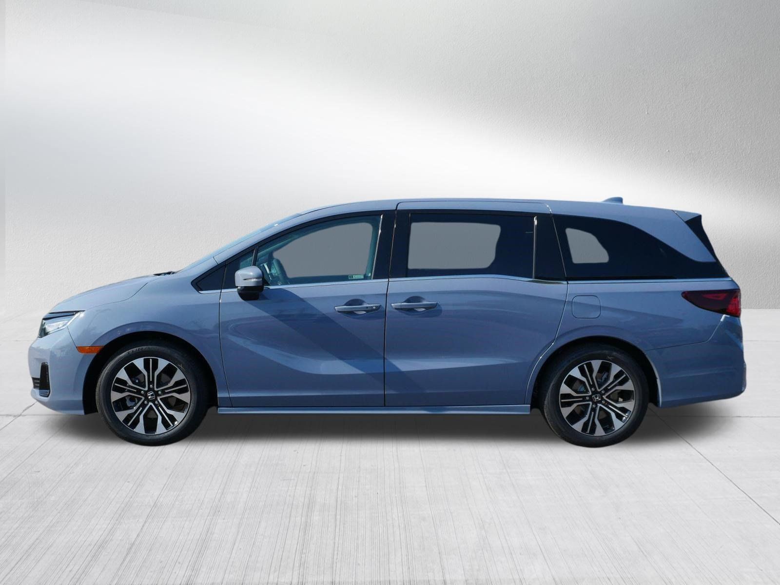 New 2027 Honda Odyssey Elite image 4