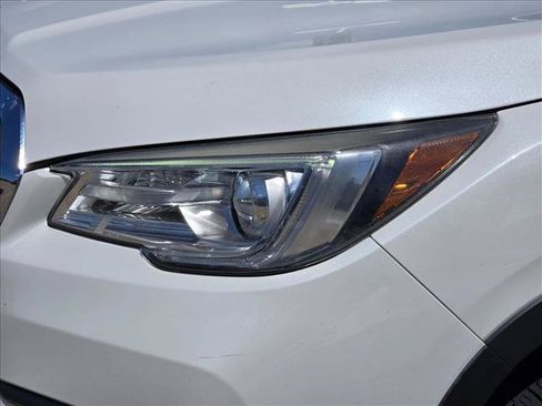 Used 2021 Subaru Ascent Limited w/ Technology Package AWD/4WD image 9