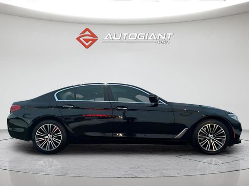 Used 2018 BMW 540i xDrive image 10