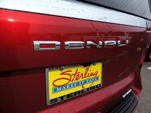 New 2026 GMC Yukon Denali w/ Sun & Power Step Package image 24