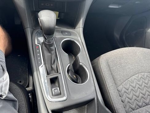 Used 2024 Chevrolet Equinox LT FWD image 8