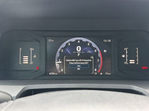 Certified 2025 Toyota Tacoma SR5 AWD/4WD image 24