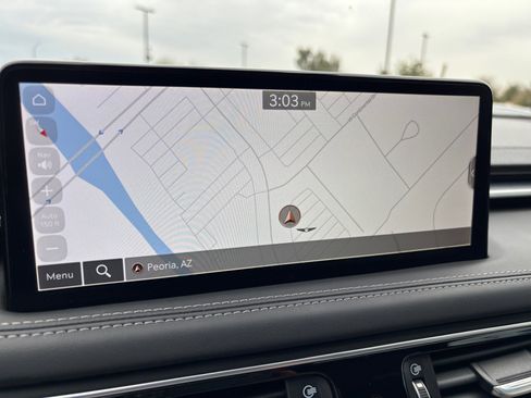 Used 2023 Genesis G70 2.0T image 28